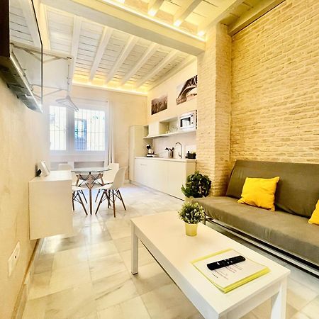 Click Triana - Patio Privado Apartment เซบีญา ภายนอก รูปภาพ