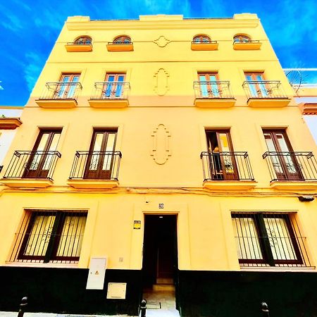 Click Triana - Patio Privado Apartment เซบีญา ภายนอก รูปภาพ